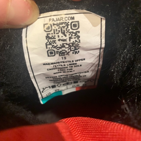 Pajar kids size 2 Winter Boots - Picture 8 of 14